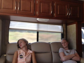 Illustration for article titled Claire McCaskill's Daughters Are Just Like Us, But Way Cooler